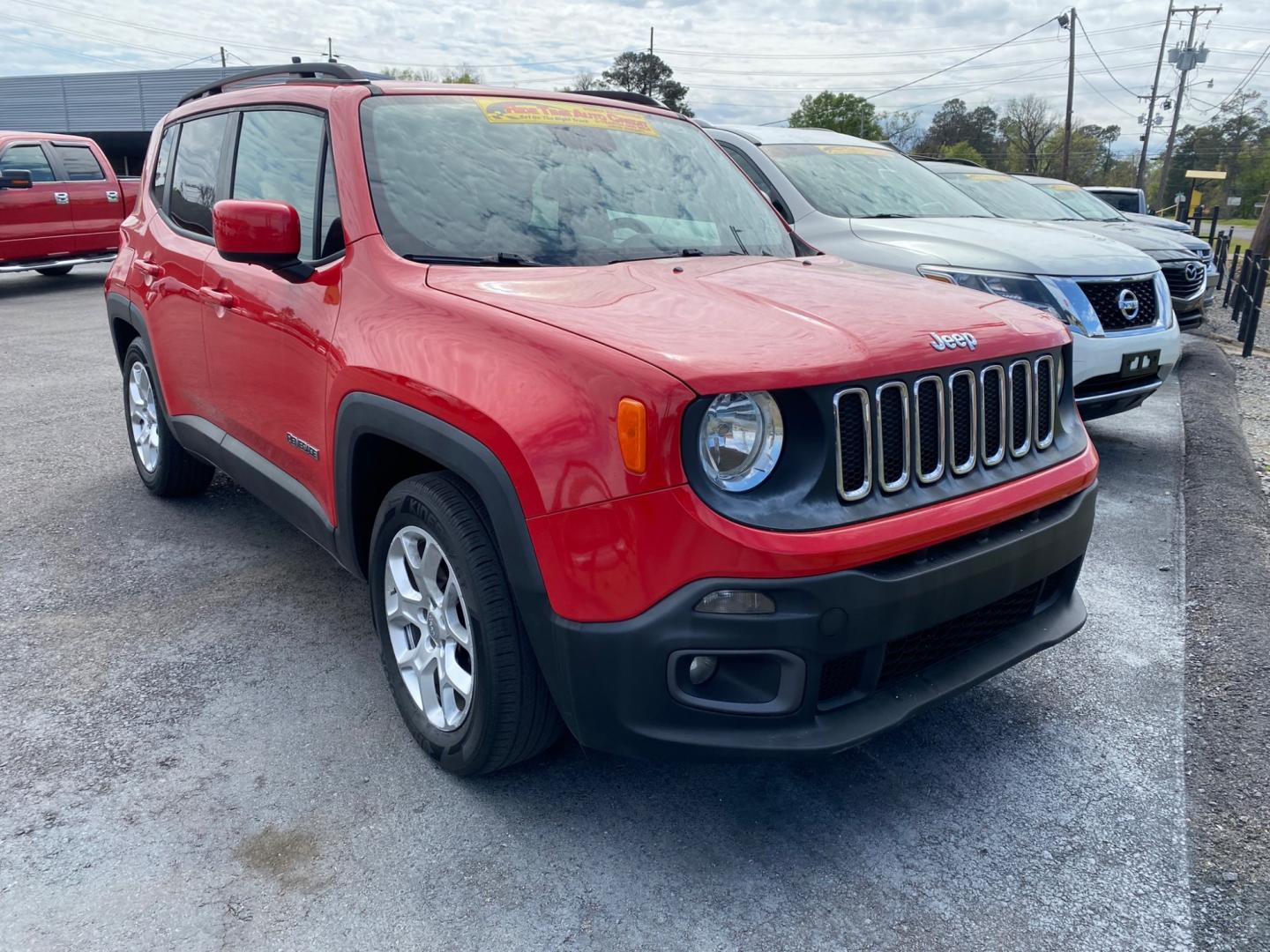 2015 Jeep Renegade Latitude FWD (ZACCJABT8FP) with an 2.4L L4 engine, 6-Speed Manual transmission, located at 419 N 18th St., Monroe, LA, 71201, (318) 410-9250, 32.514370, -92.105133 - Photo#0