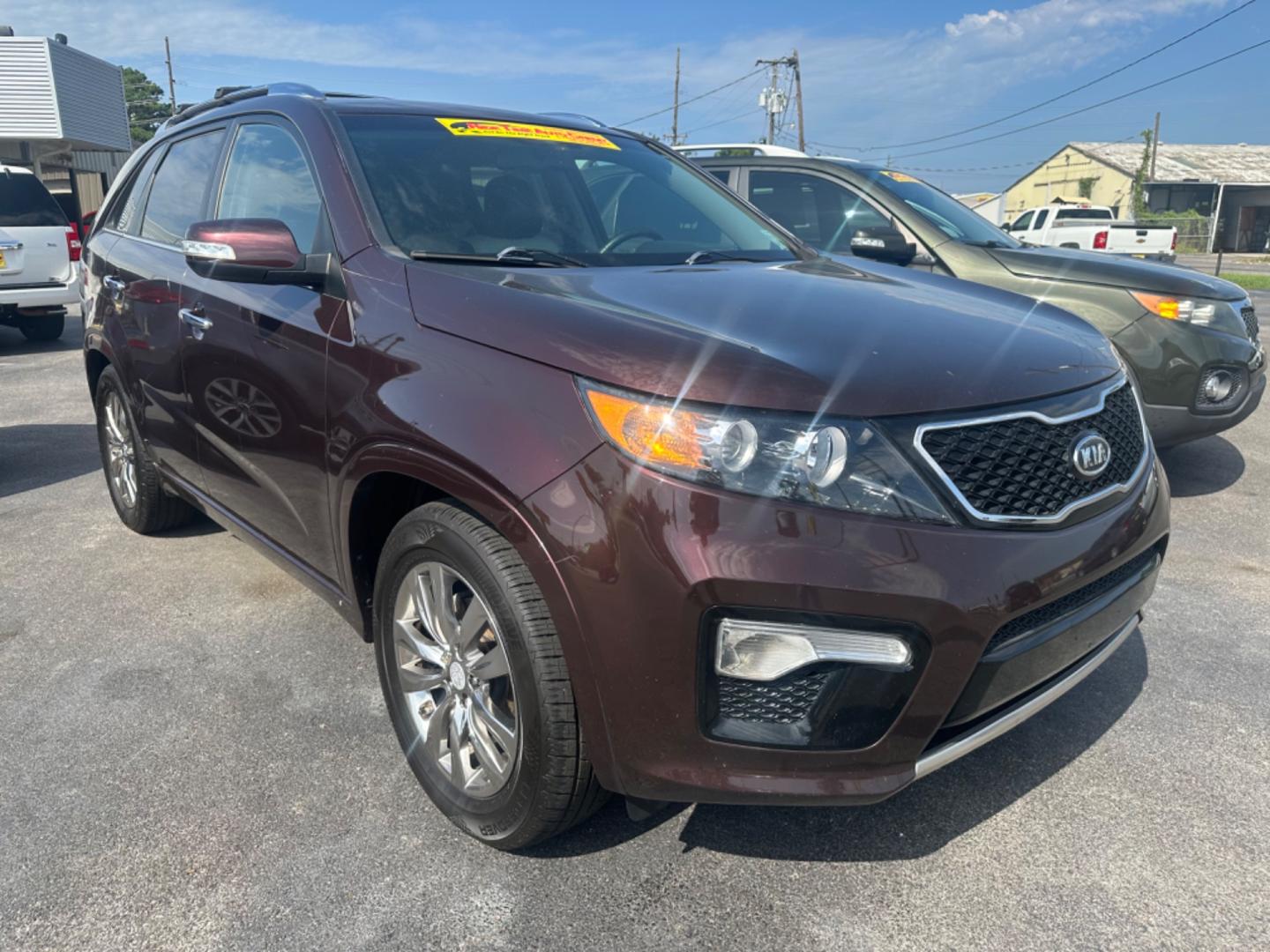 2013 Kia Sorento SX 2WD (5XYKW4A25DG) with an 3.5L V6 DOHC 24V engine, 6-Speed Automatic transmission, located at 419 N 18th St., Monroe, LA, 71201, (318) 410-9250, 32.514370, -92.105133 - Photo#0
