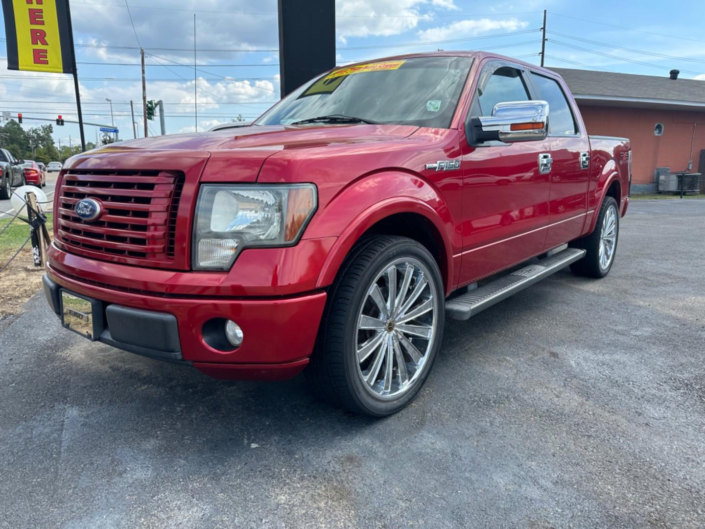 2010 Ford F-150 Lariat SuperCrew 5.5-ft. Bed 2WD (1FTEW1C89AK) with an 4.6L V8 SOHC 24V engine, 4-Speed Automatic transmission, located at 419 N 18th St., Monroe, LA, 71201, (318) 410-9250, 32.514370, -92.105133 - Photo#0
