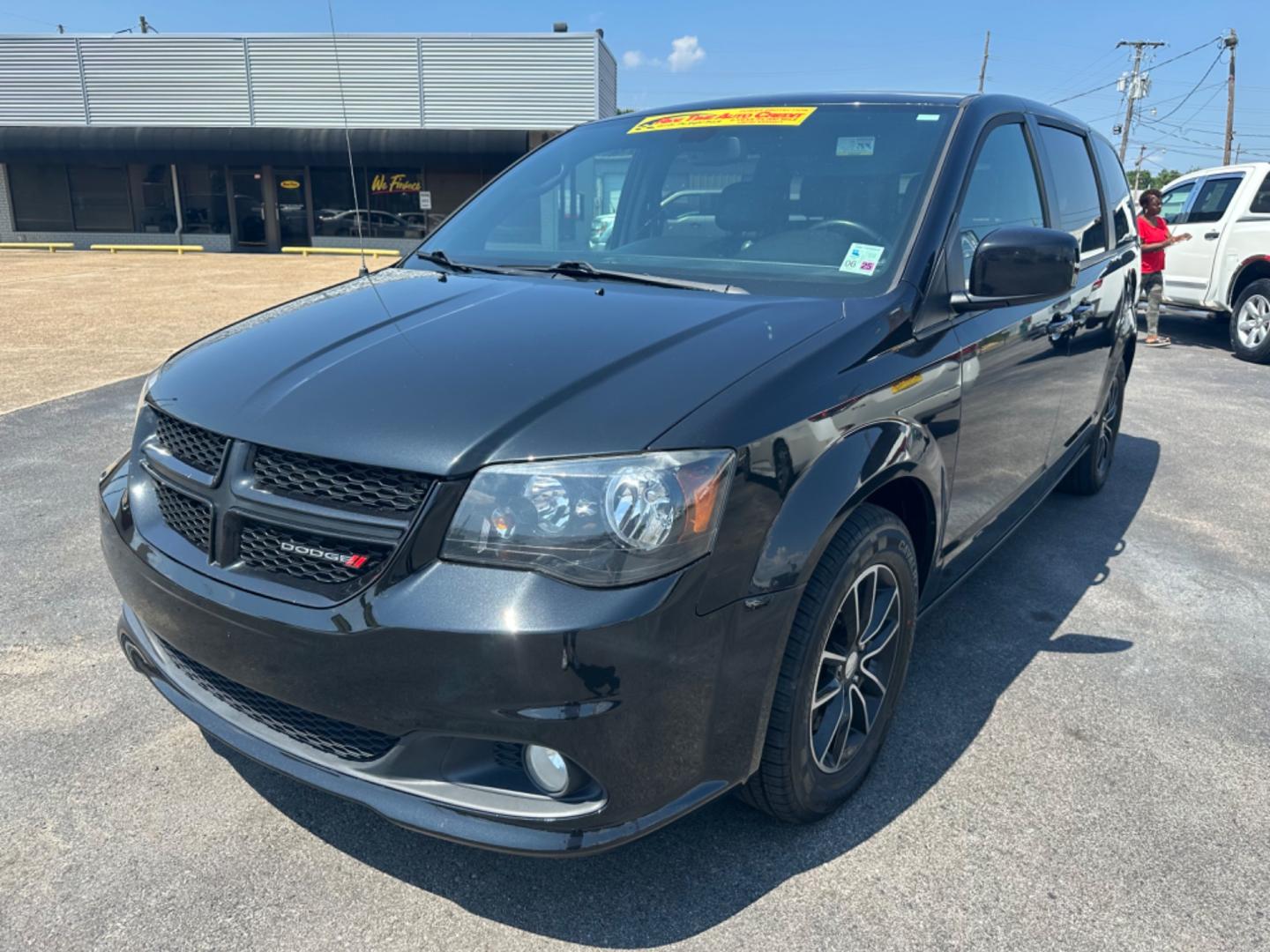 2019 Dodge Grand Caravan GT with an 3.6L V6 DOHC 24V engine, 6A transmission, located at 419 N 18th St., Monroe, LA, 71201, (318) 410-9250, 32.514370, -92.105133 - Photo#0