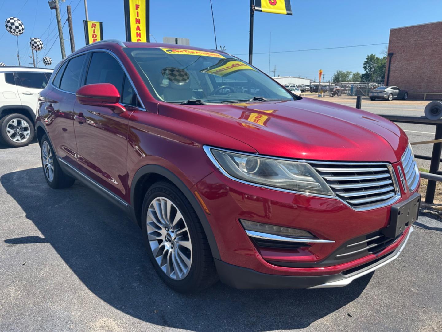 2015 Lincoln MKC FWD (5LMCJ1A99FU) with an 2.0L L4 DOHC 16V engine, 6-Speed Automatic transmission, located at 419 N 18th St., Monroe, LA, 71201, (318) 410-9250, 32.514370, -92.105133 - Photo#0