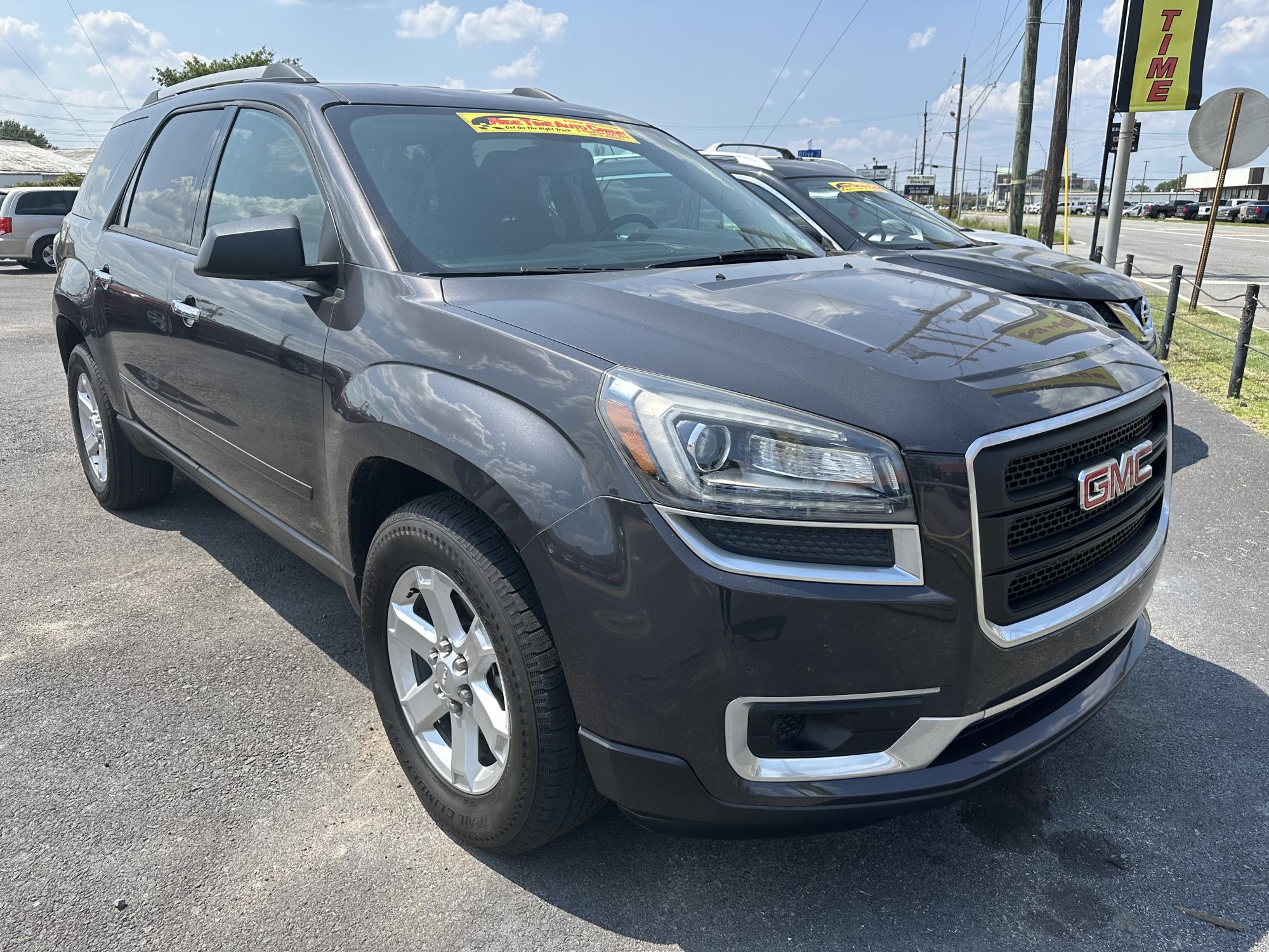 photo of 2016 GMC Acadia SLE-1 FWD