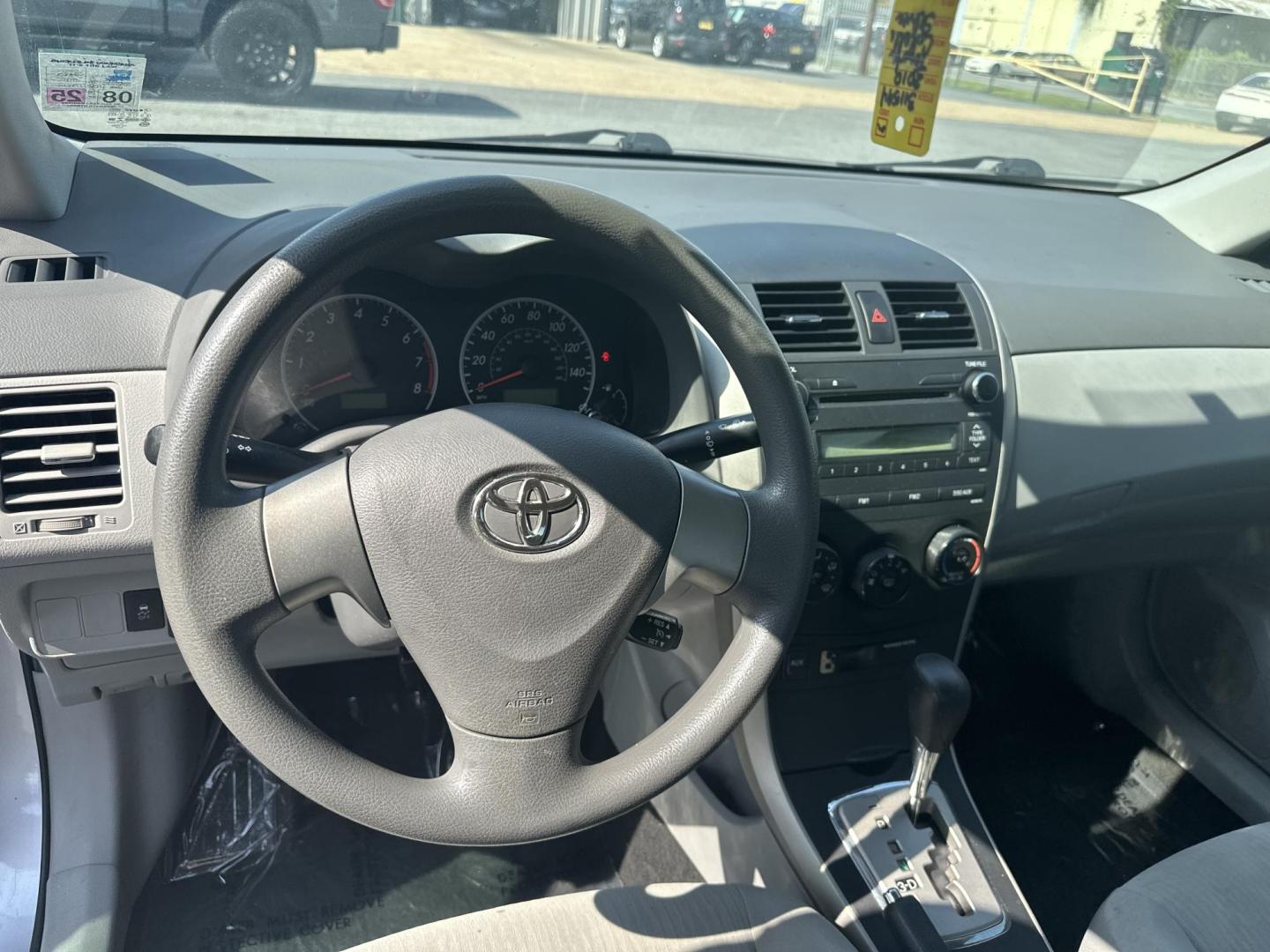 2010 Toyota Corolla Base 4-Speed AT (1NXBU4EEXAZ) with an 1.8L L4 DOHC 16V engine, 4-Speed Automatic Overdrive transmission, located at 419 N 18th St., Monroe, LA, 71201, (318) 410-9250, 32.514370, -92.105133 - Photo#2