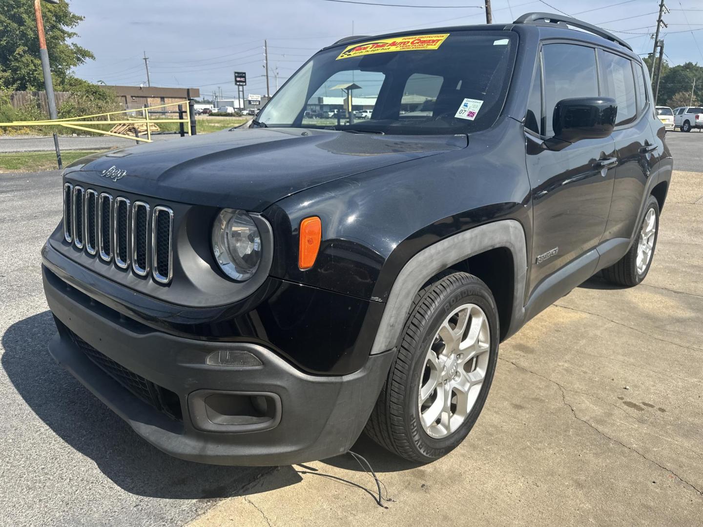 2016 Jeep Renegade Latitude FWD (ZACCJABT1GP) with an 2.4L L4 DOHC 16V engine, 6M transmission, located at 419 N 18th St., Monroe, LA, 71201, (318) 410-9250, 32.514370, -92.105133 - Photo#0