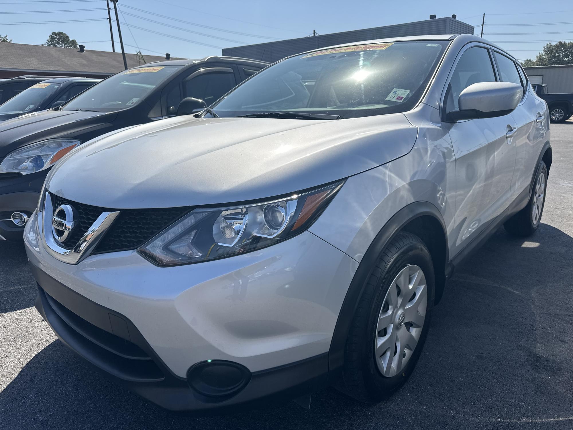 photo of 2017 Nissan Rogue Sport SL AWD