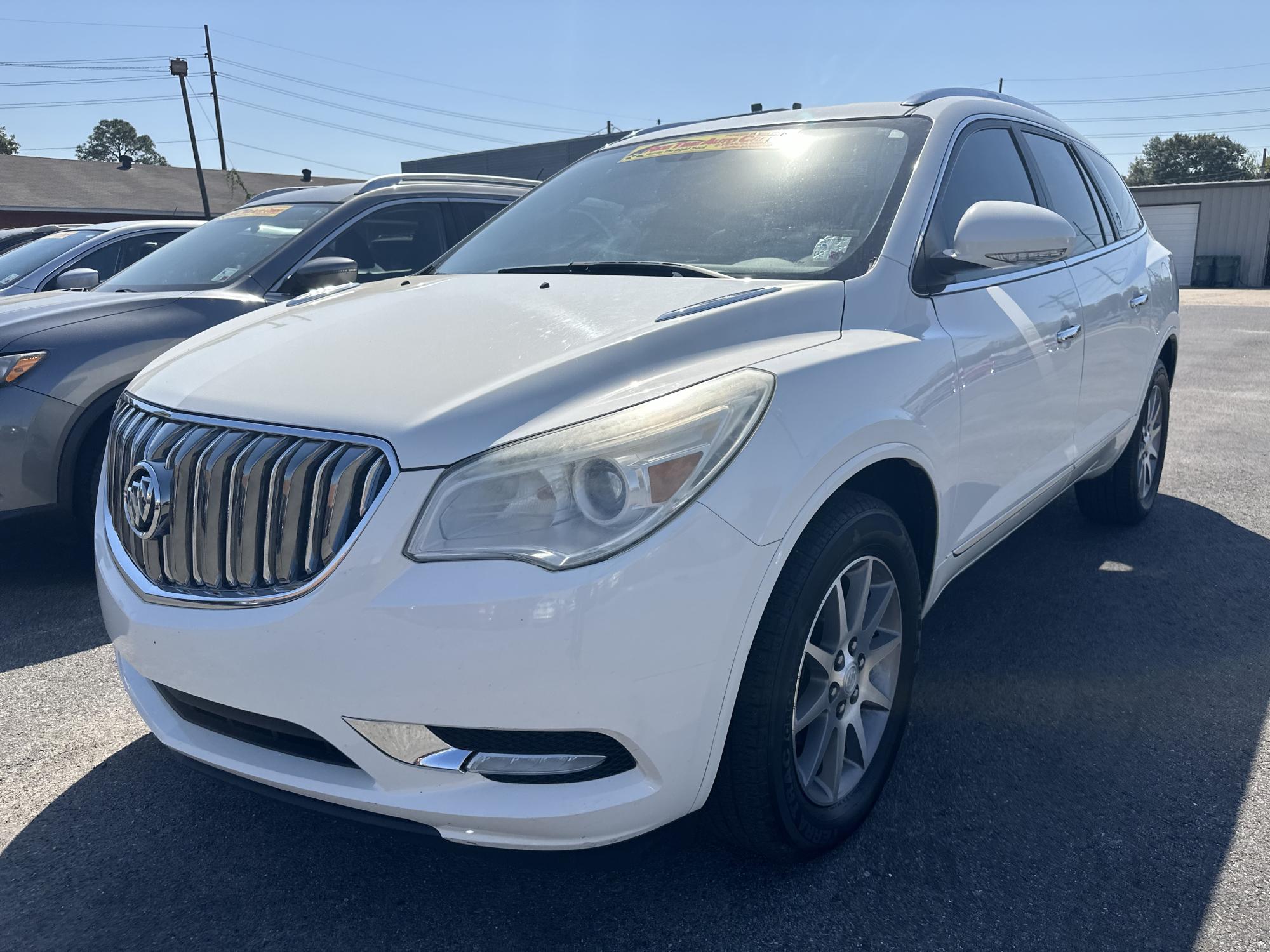 photo of 2015 Buick Enclave Leather FWD