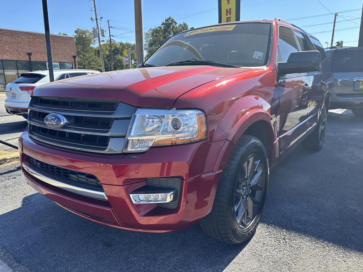 2017 Ford Expedition Limited 2WD (1FMJU1KT1HE) with an 3.5L V6 DOHC 24V FFV engine, 6A transmission, located at 419 N 18th St., Monroe, LA, 71201, (318) 410-9250, 32.514370, -92.105133 - Photo#0