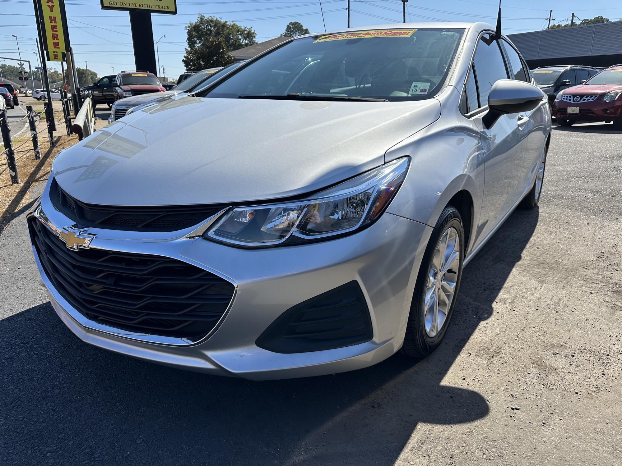 photo of 2019 Chevrolet Cruze LS Auto