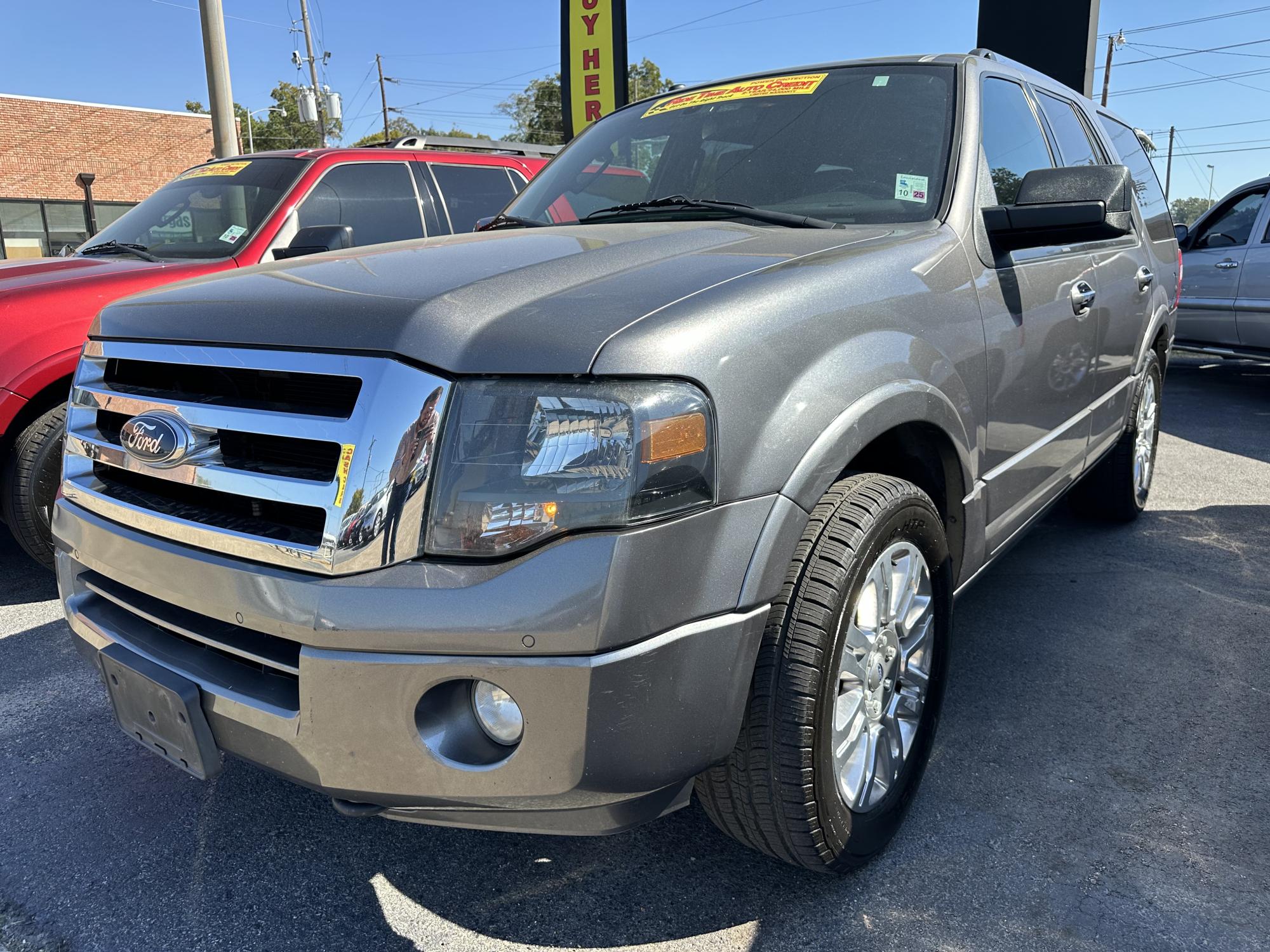 photo of 2012 Ford Expedition Limited 4WD