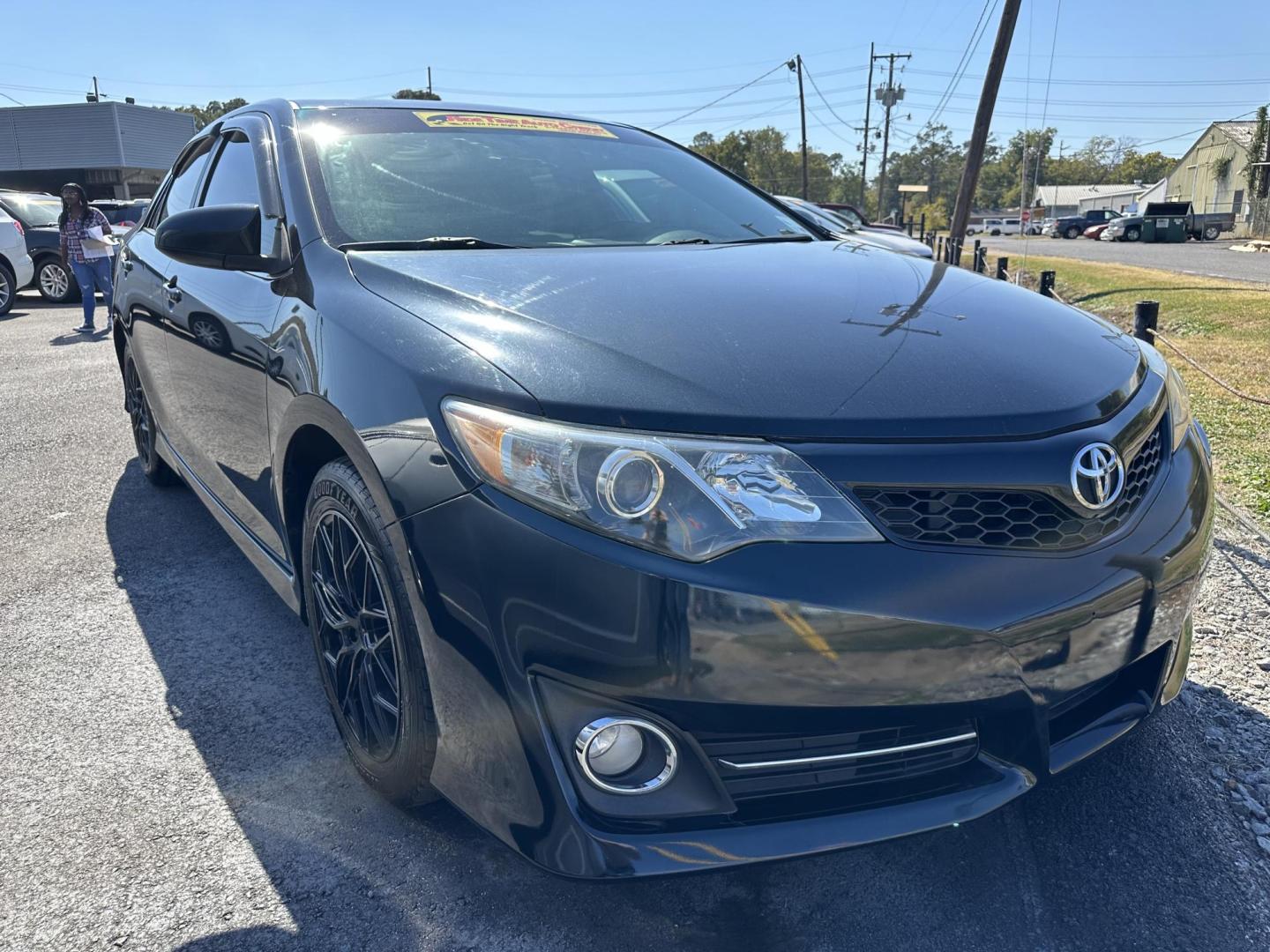 2012 Toyota Camry SE (4T1BF1FK9CU) with an 2.5L L4 DOHC 16V engine, 6-Speed Automatic transmission, located at 419 N 18th St., Monroe, LA, 71201, (318) 410-9250, 32.514370, -92.105133 - Photo#0