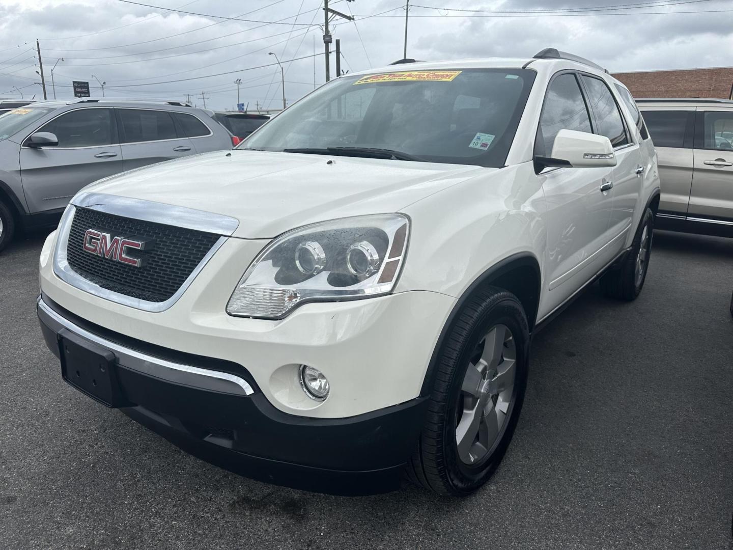 2012 GMC Acadia SLT-1 FWD (1GKKRRED1CJ) with an 3.6L V6 DOHC 24V engine, 6-Speed Automatic transmission, located at 419 N 18th St., Monroe, LA, 71201, (318) 410-9250, 32.514370, -92.105133 - Photo#0