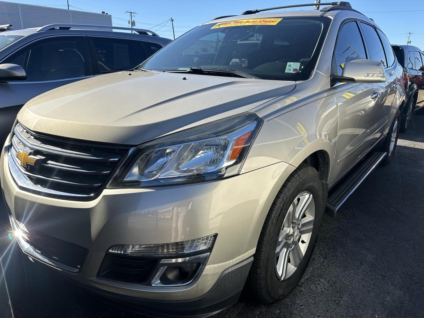 2014 Chevrolet Traverse 2LT FWD (1GNKRHKD0EJ) with an 3.6L V6 DOHC 24V engine, 6-Speed Automatic transmission, located at 419 N 18th St., Monroe, LA, 71201, (318) 410-9250, 32.514370, -92.105133 - Photo#0