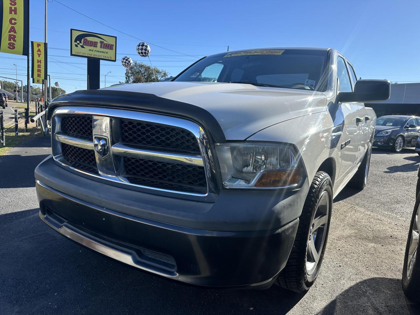 2009 Dodge Ram 1500 SLT Quad Cab 2WD (1D3HB18T89S) with an 5.7L V8 OHV 16V engine, 5-Speed Automatic transmission, located at 419 N 18th St., Monroe, LA, 71201, (318) 410-9250, 32.514370, -92.105133 - Photo#0