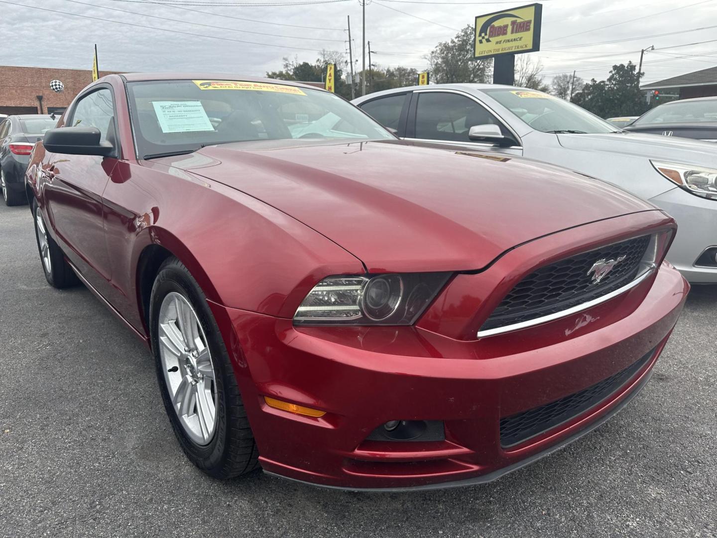 2014 Ford Mustang V6 Coupe (1ZVBP8AM1E5) with an 3.7L V6 DOHC 24V engine, located at 419 N 18th St., Monroe, LA, 71201, (318) 410-9250, 32.514370, -92.105133 - Photo#0