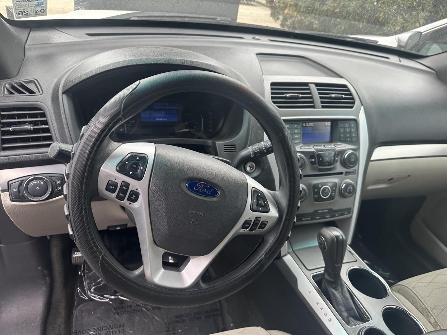 2014 Ford Explorer Base FWD (1FM5K7B87EG) with an 3.5L V6 DOHC 24V engine, 6-Speed Automatic transmission, located at 419 N 18th St., Monroe, LA, 71201, (318) 410-9250, 32.514370, -92.105133 - Photo#2