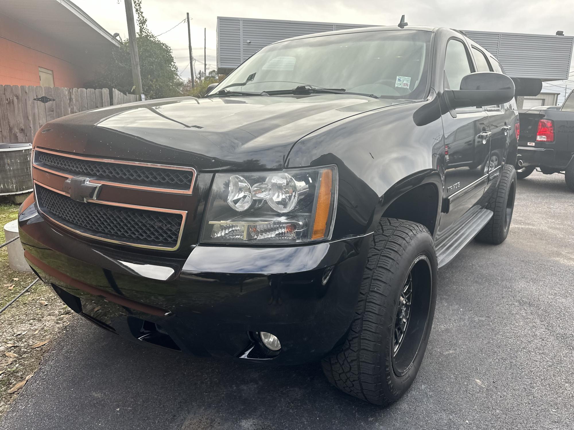 photo of 2013 Chevrolet Tahoe LT 2WD